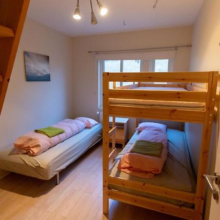 Hvammur 2 Guesthouse Red House Бльондюоус Екстер'єр фото